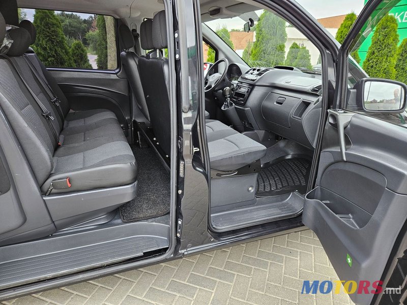 2012' Mercedes-Benz Vito photo #6