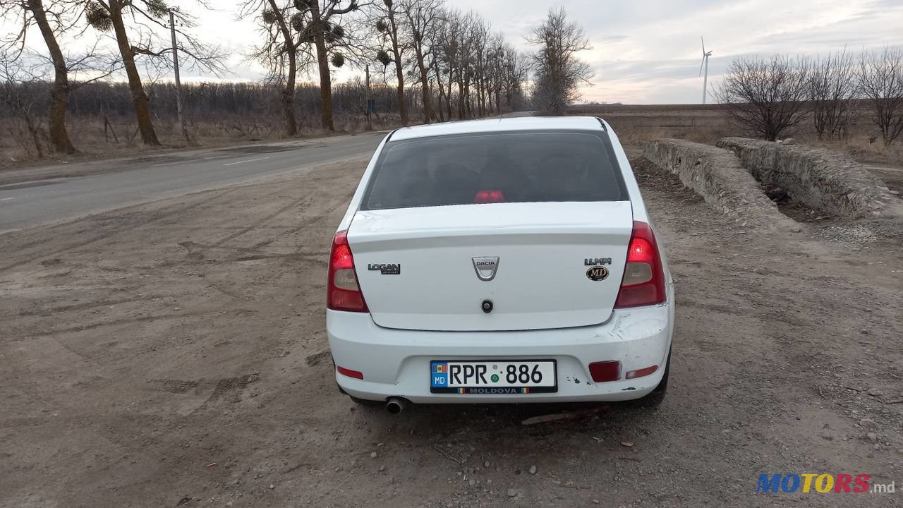 2008' Dacia Logan photo #2