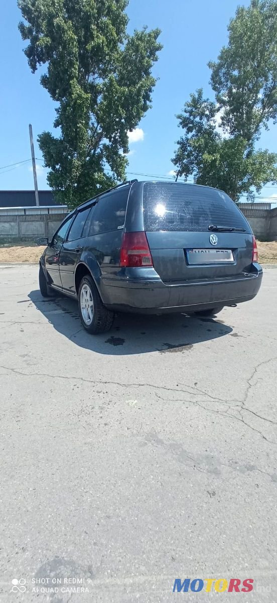 2003' Volkswagen Golf photo #4