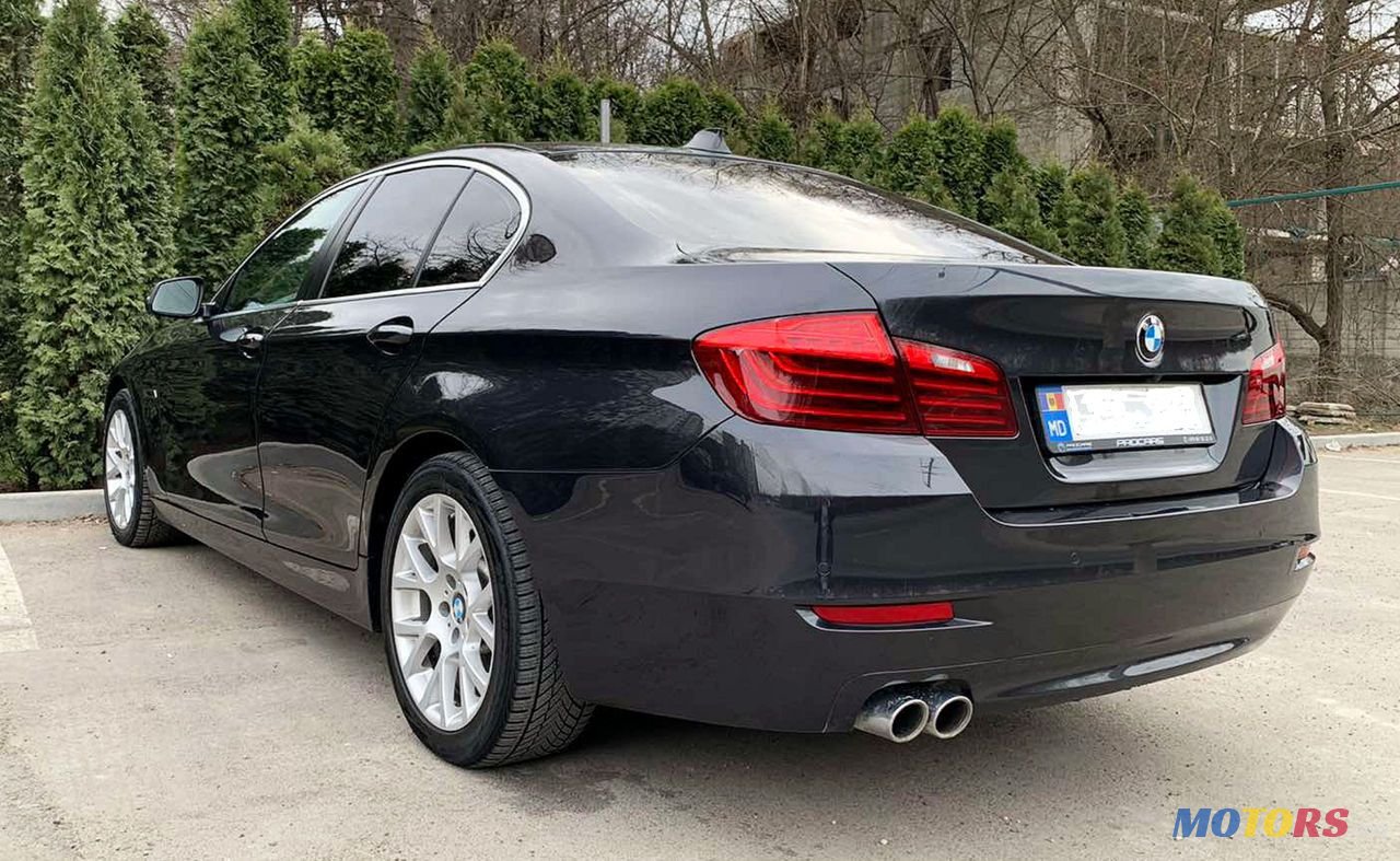 2015' BMW 5 Series photo #2