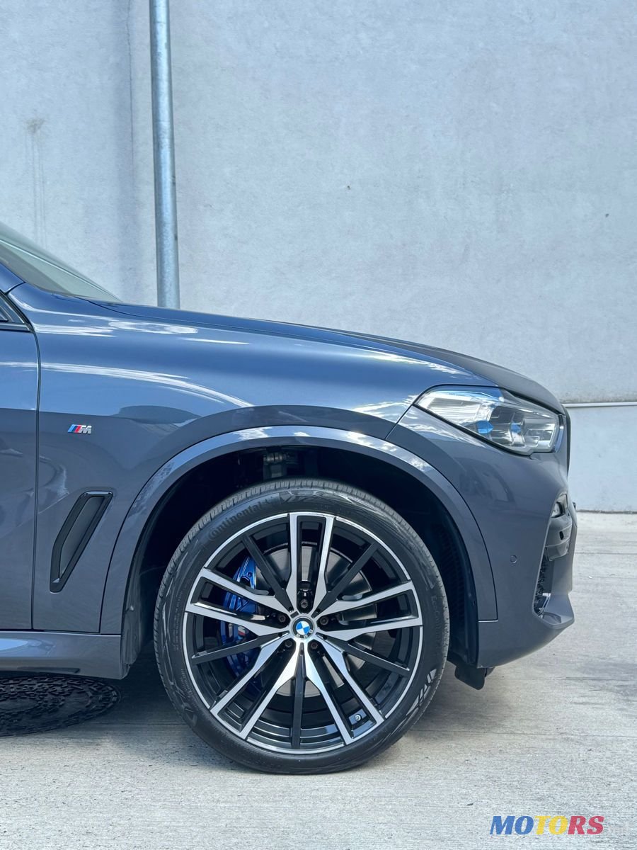 2020' BMW X5 photo #5