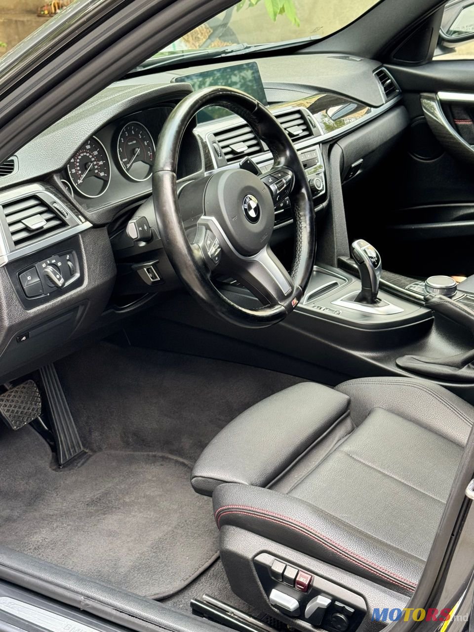 2017' BMW 3 Series photo #5