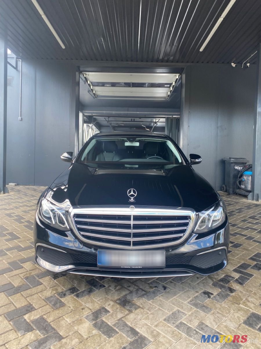 2019' Mercedes-Benz E-Class photo #1