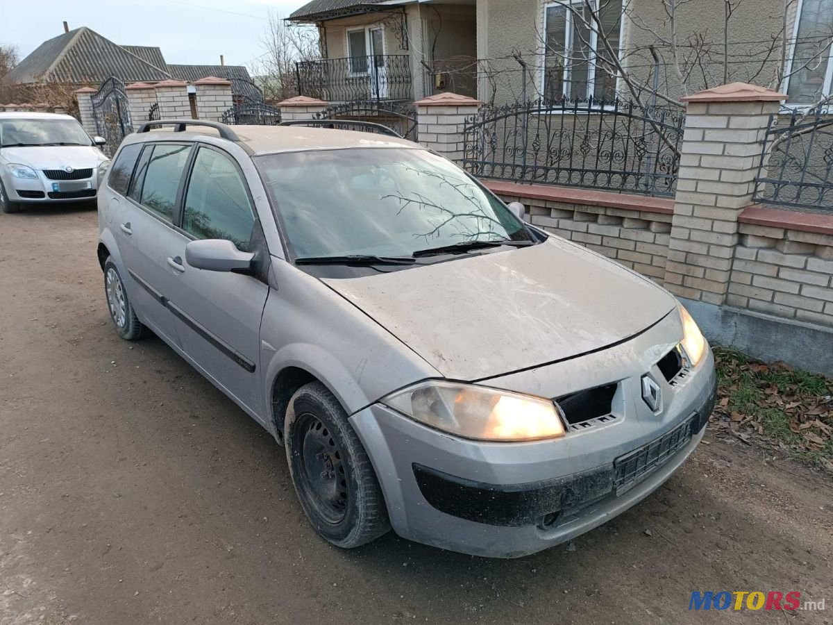 2004' Renault Megane photo #1