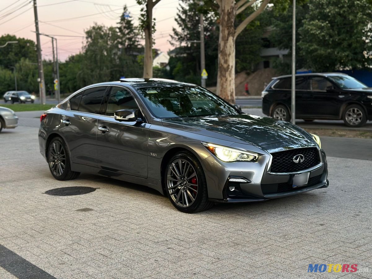2017' Infiniti Q50 photo #2
