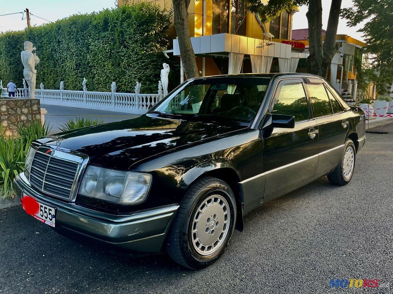 1993' Mercedes-Benz W124 photo #4
