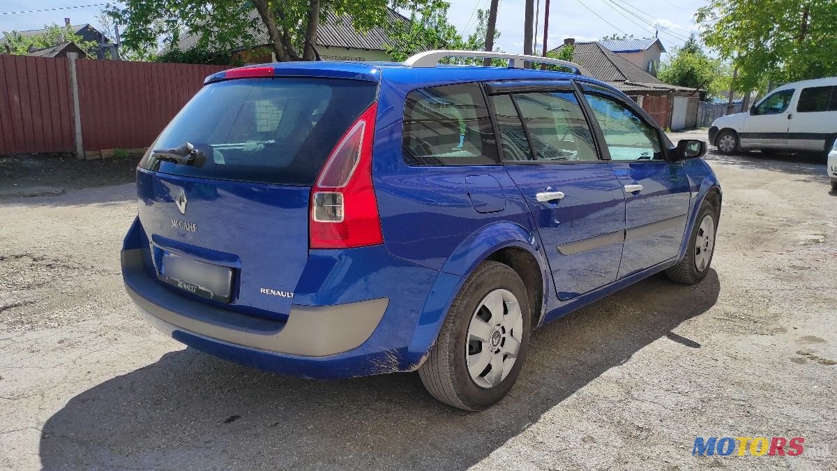 2008' Renault Megane photo #3