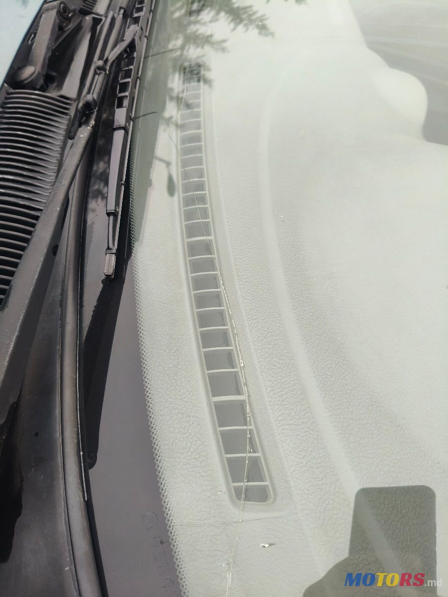 2003' Kia Rio photo #3