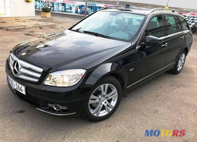 2011' Mercedes-Benz C photo #1