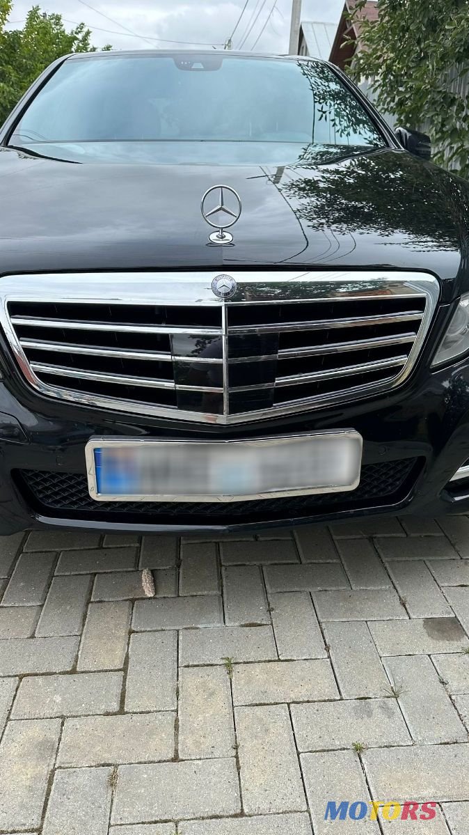 2012' Mercedes-Benz E-Class photo #3