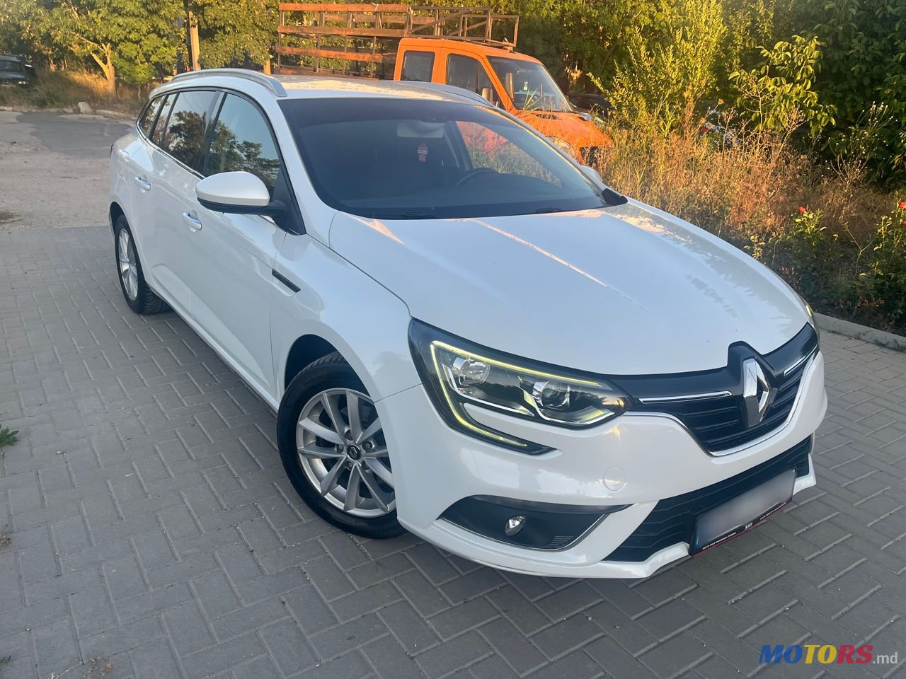 2019' Renault Megane photo #2