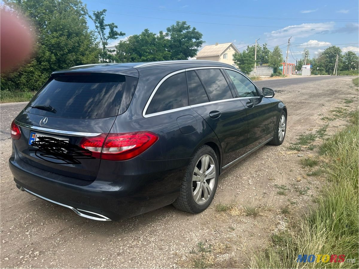 2015' Mercedes-Benz C-Class photo #5