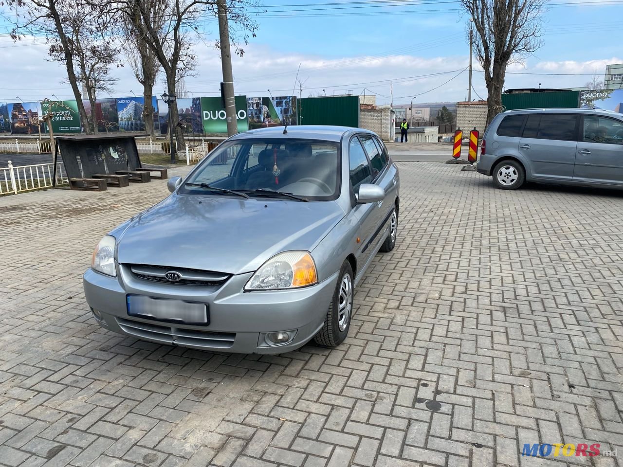 2003' Kia Rio photo #1