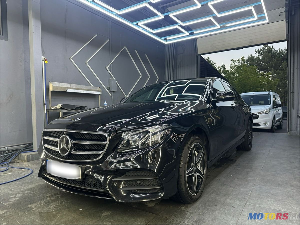 2019' Mercedes-Benz E-Class photo #1