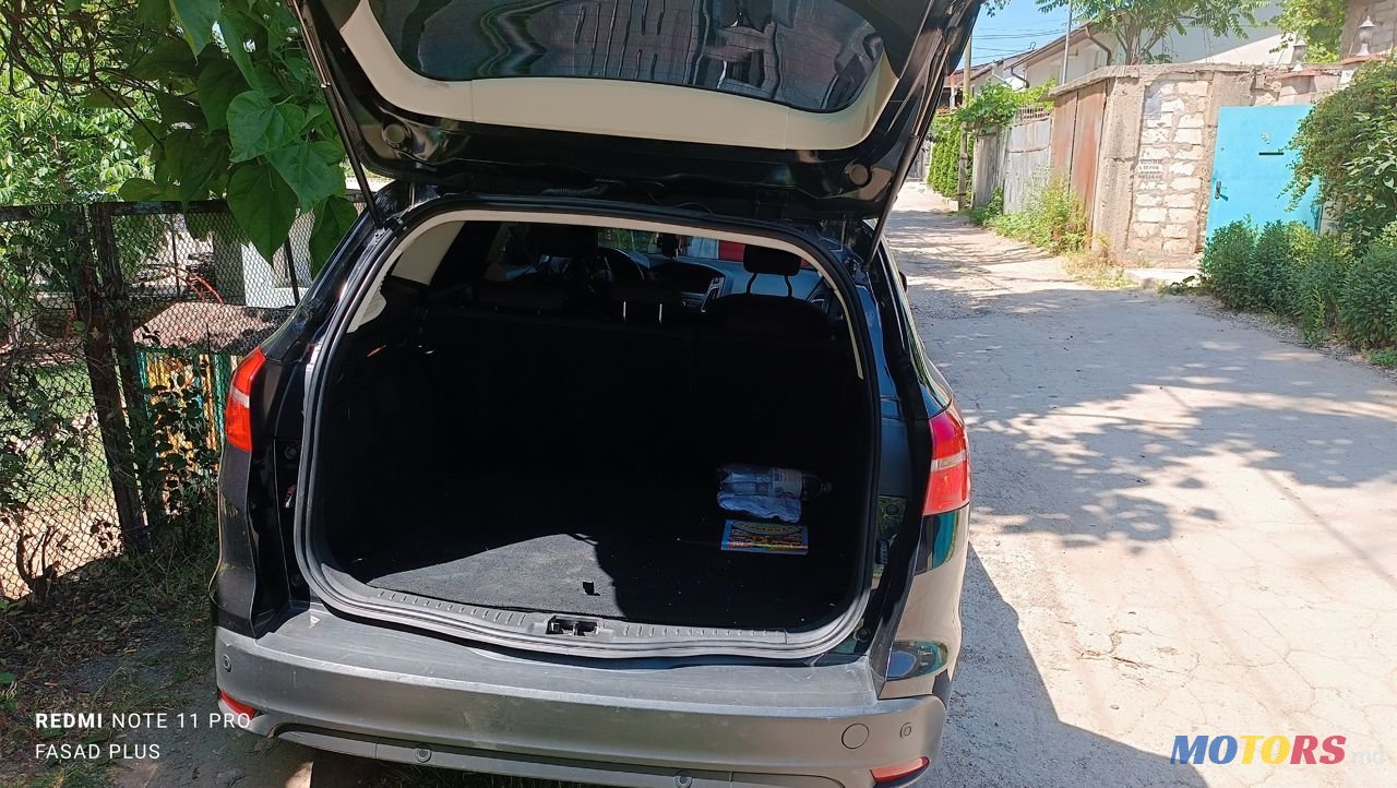 2015' Ford Focus photo #6