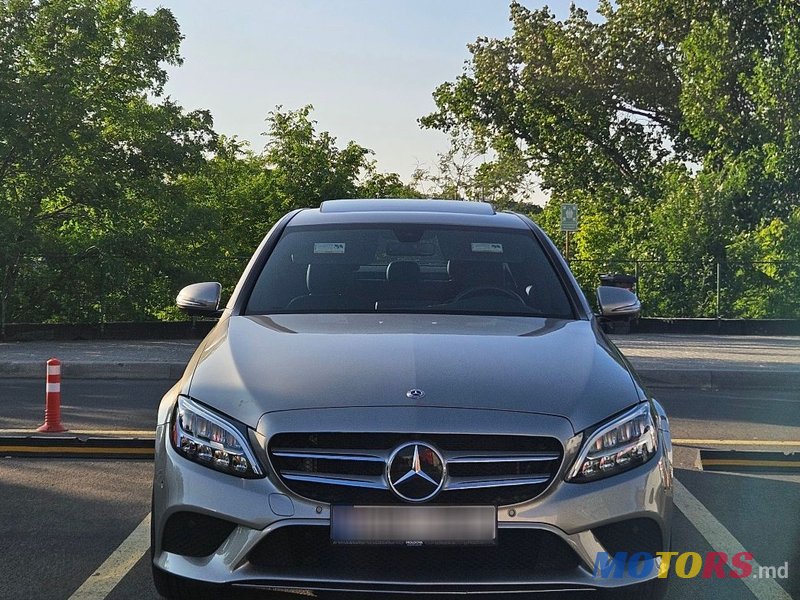 2019' Mercedes-Benz C-Class photo #2