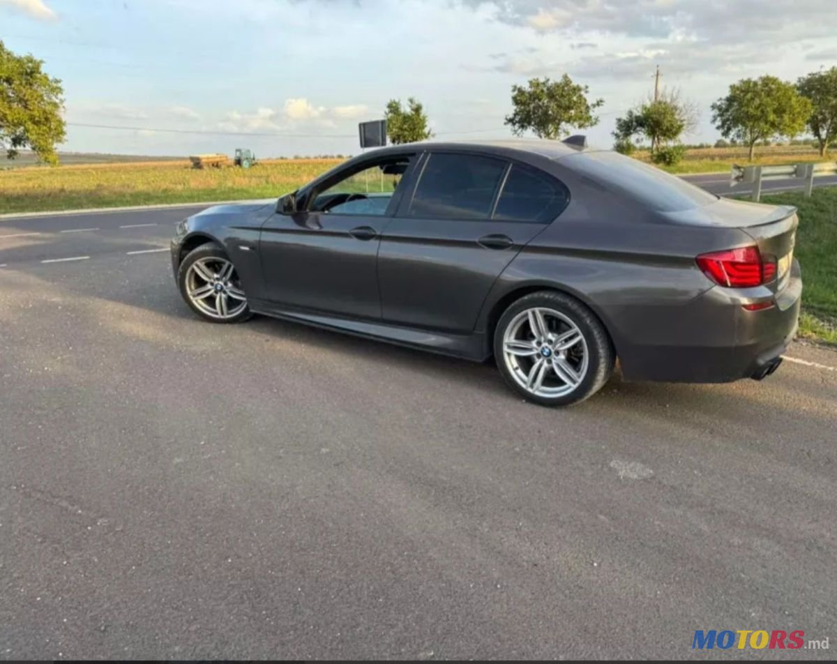 2010' BMW 5 Series photo #3