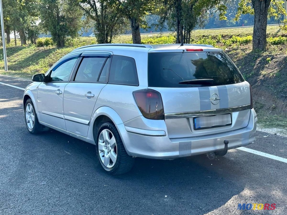 2006' Opel Astra photo #5