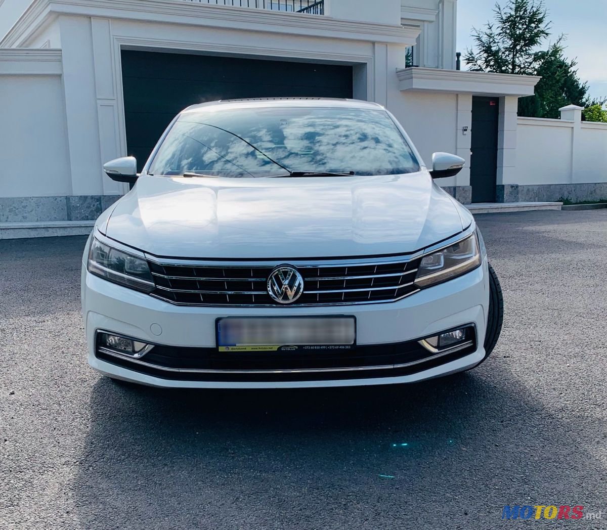 2016' Volkswagen Passat photo #2