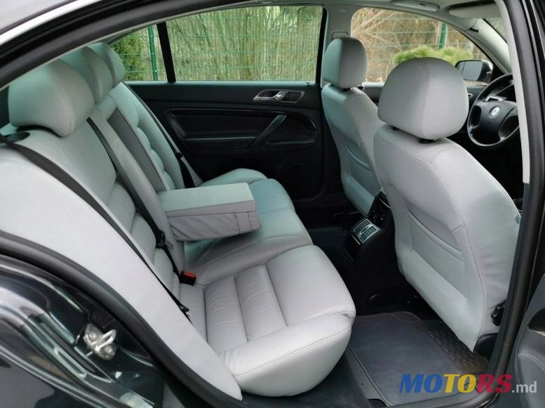 2005' Skoda Superb photo #3