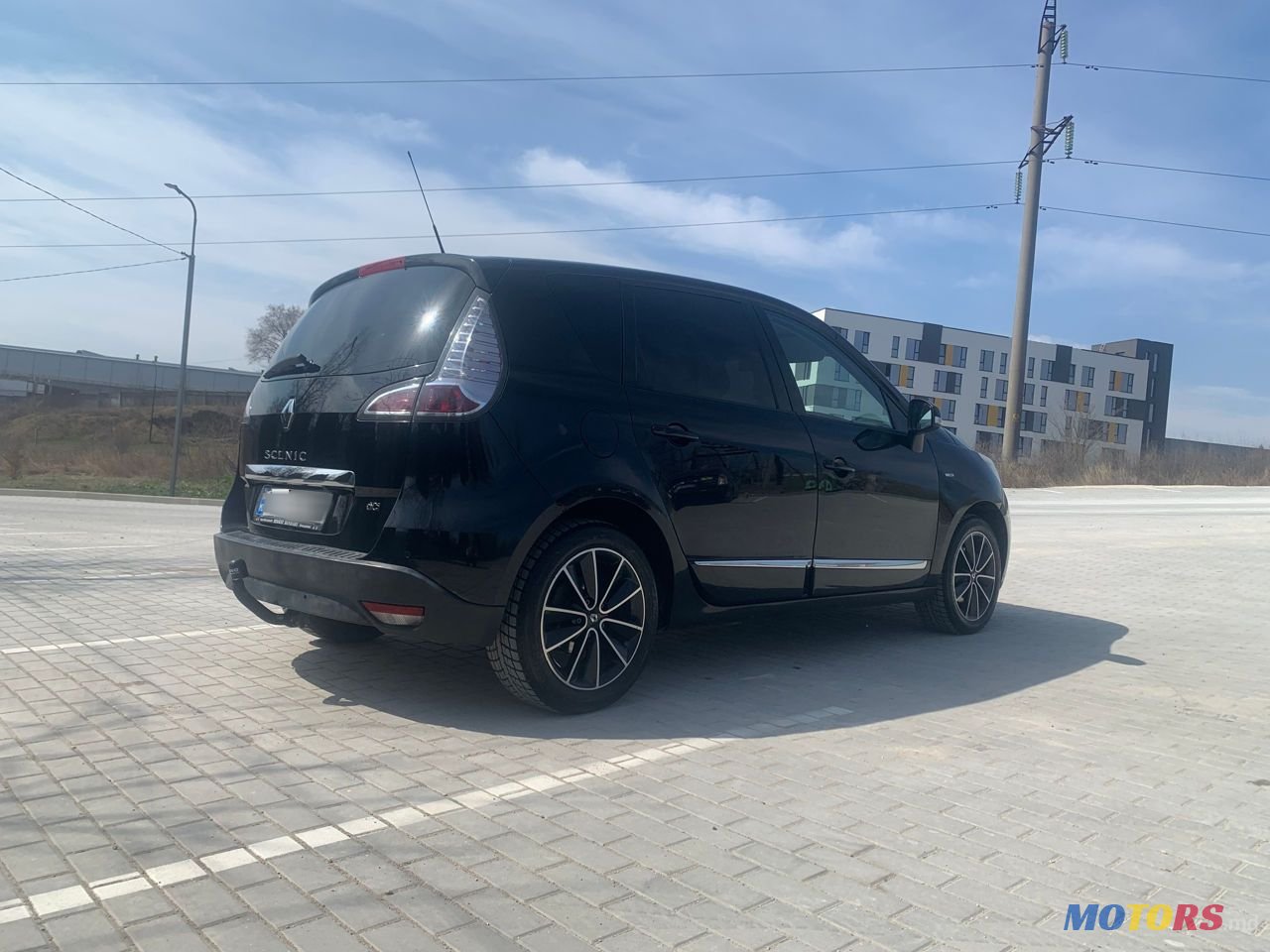 2013' Renault Scenic photo #3