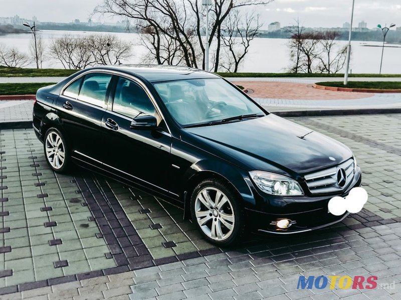 2009' Mercedes-Benz C Класс photo #4