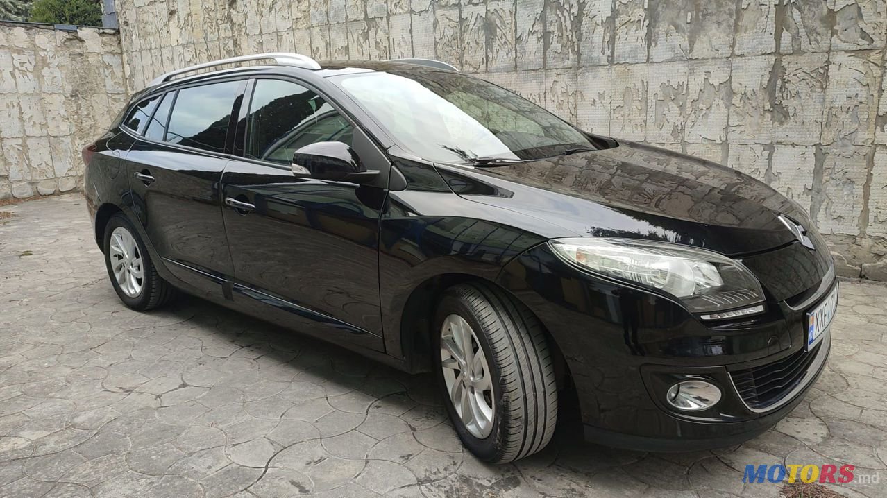 2012' Renault Megane photo #1