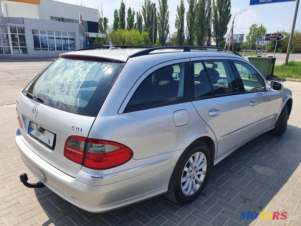 2006' Mercedes-Benz E Класс photo #4