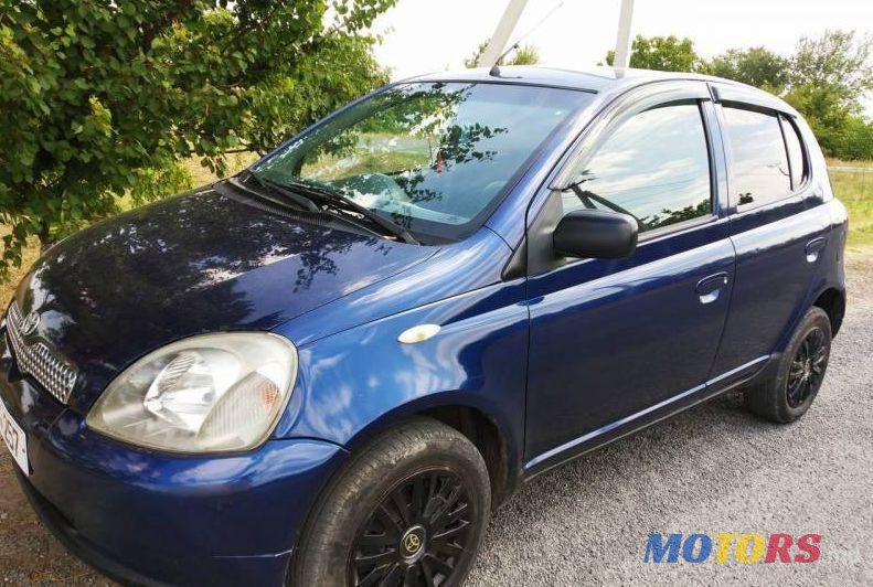 2003' Toyota Yaris photo #1