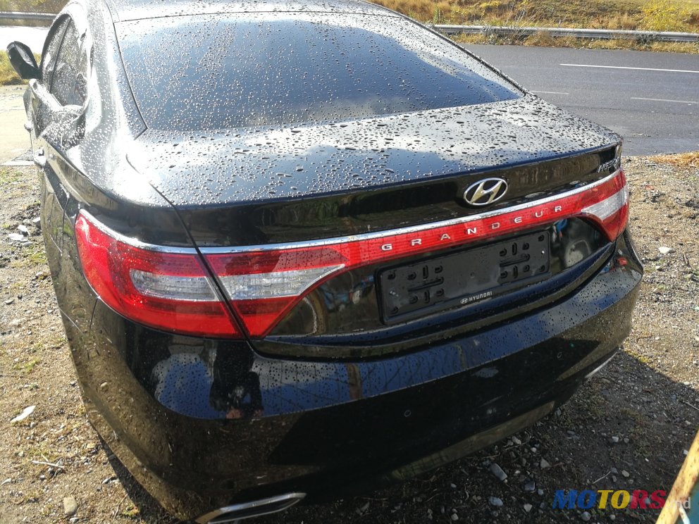 2015' Hyundai Grandeur photo #4
