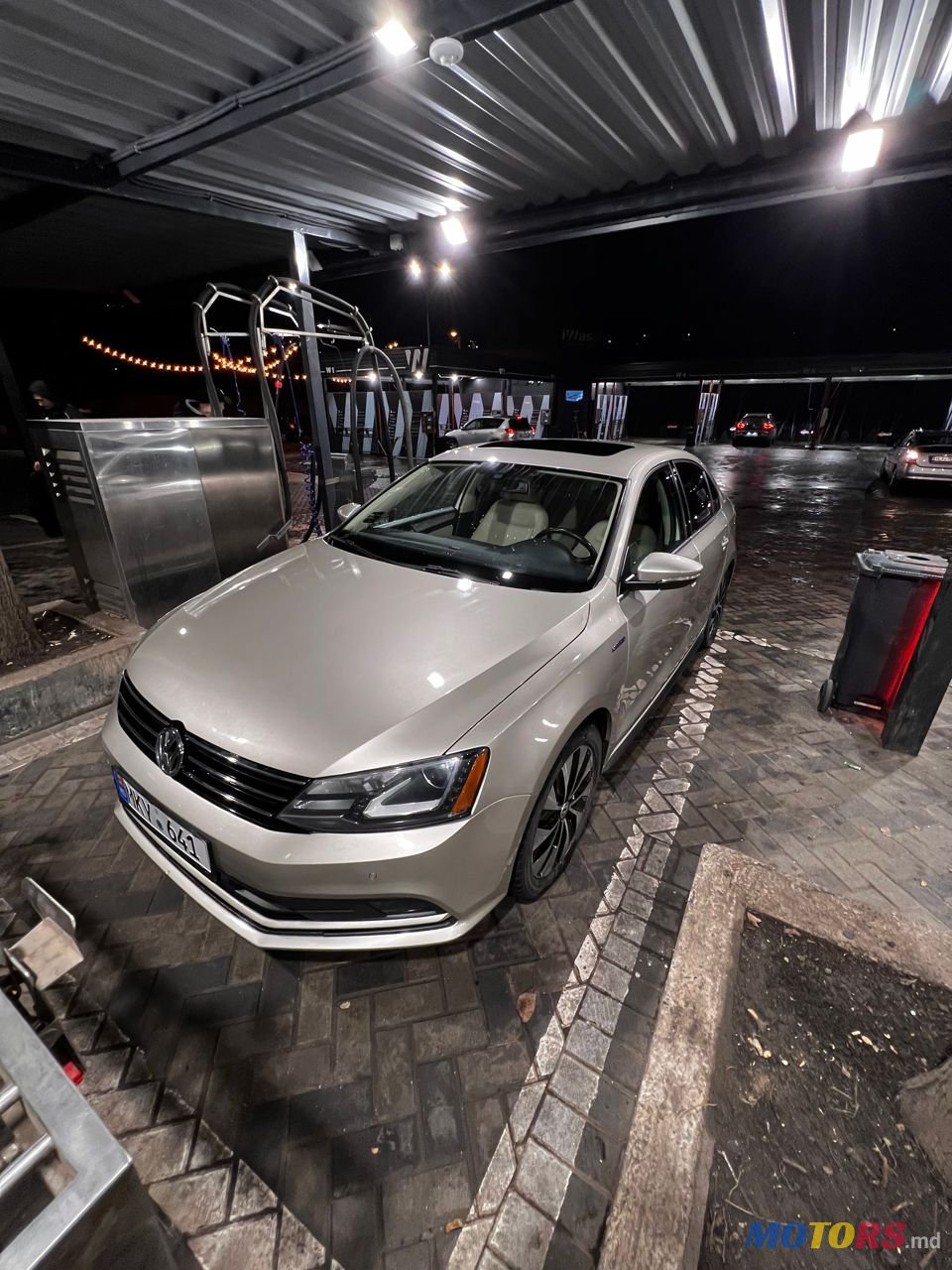 2015' Volkswagen Jetta photo #2