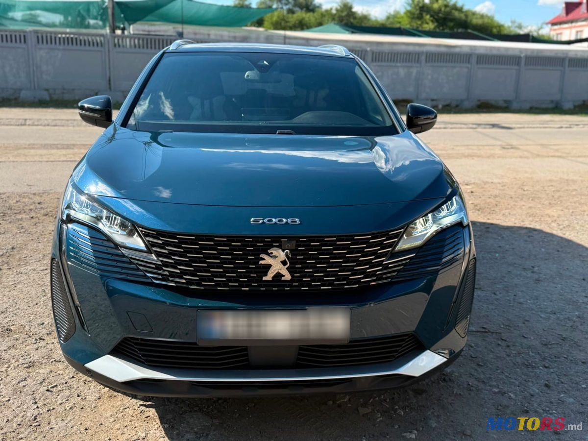 2023' Peugeot 5008 photo #1