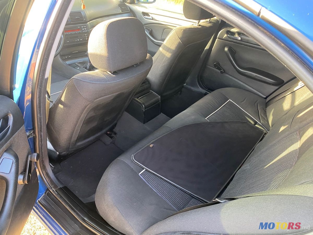 2002' BMW 3 Series photo #6