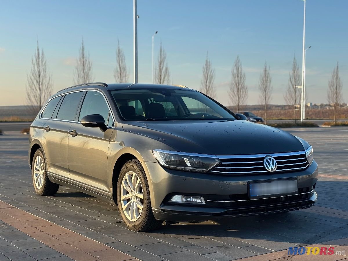 2015' Volkswagen Passat photo #1