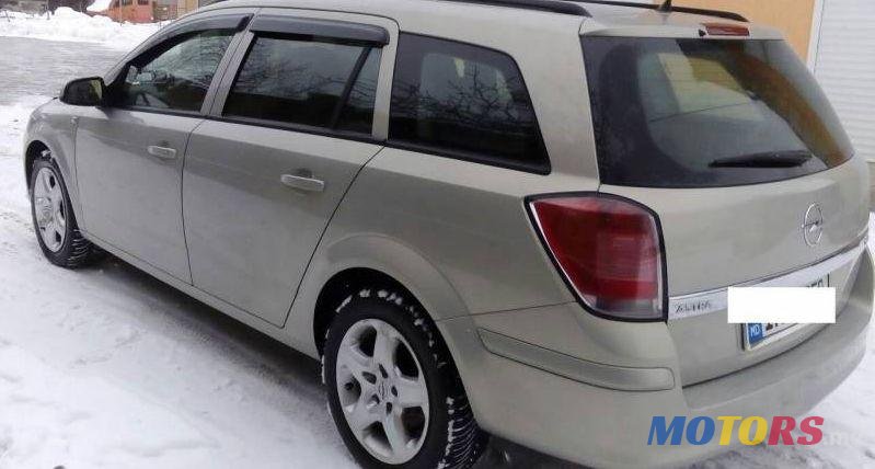 2006' Opel Astra photo #1