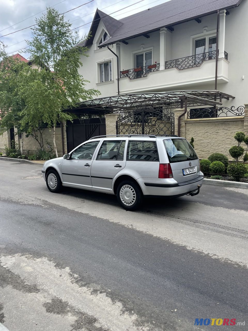 2004' Volkswagen Golf photo #6