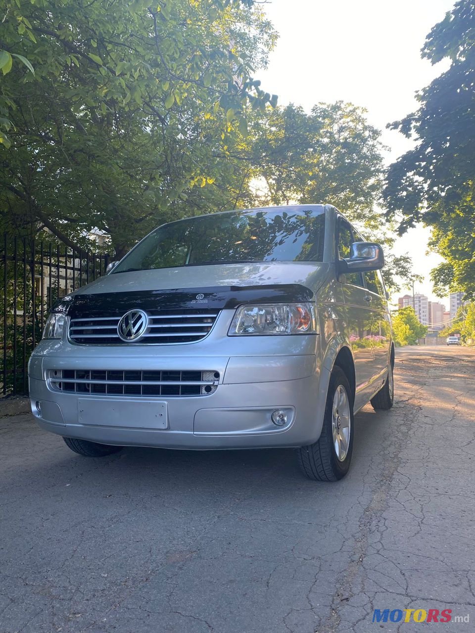 2005' Volkswagen Transporter photo #2