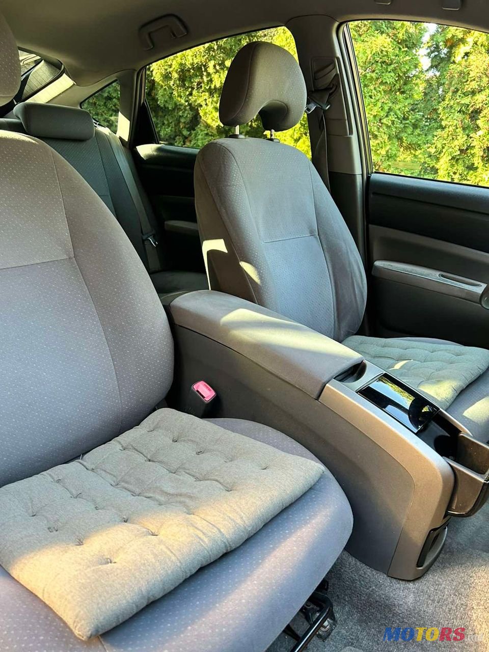 2006' Toyota Prius photo #5