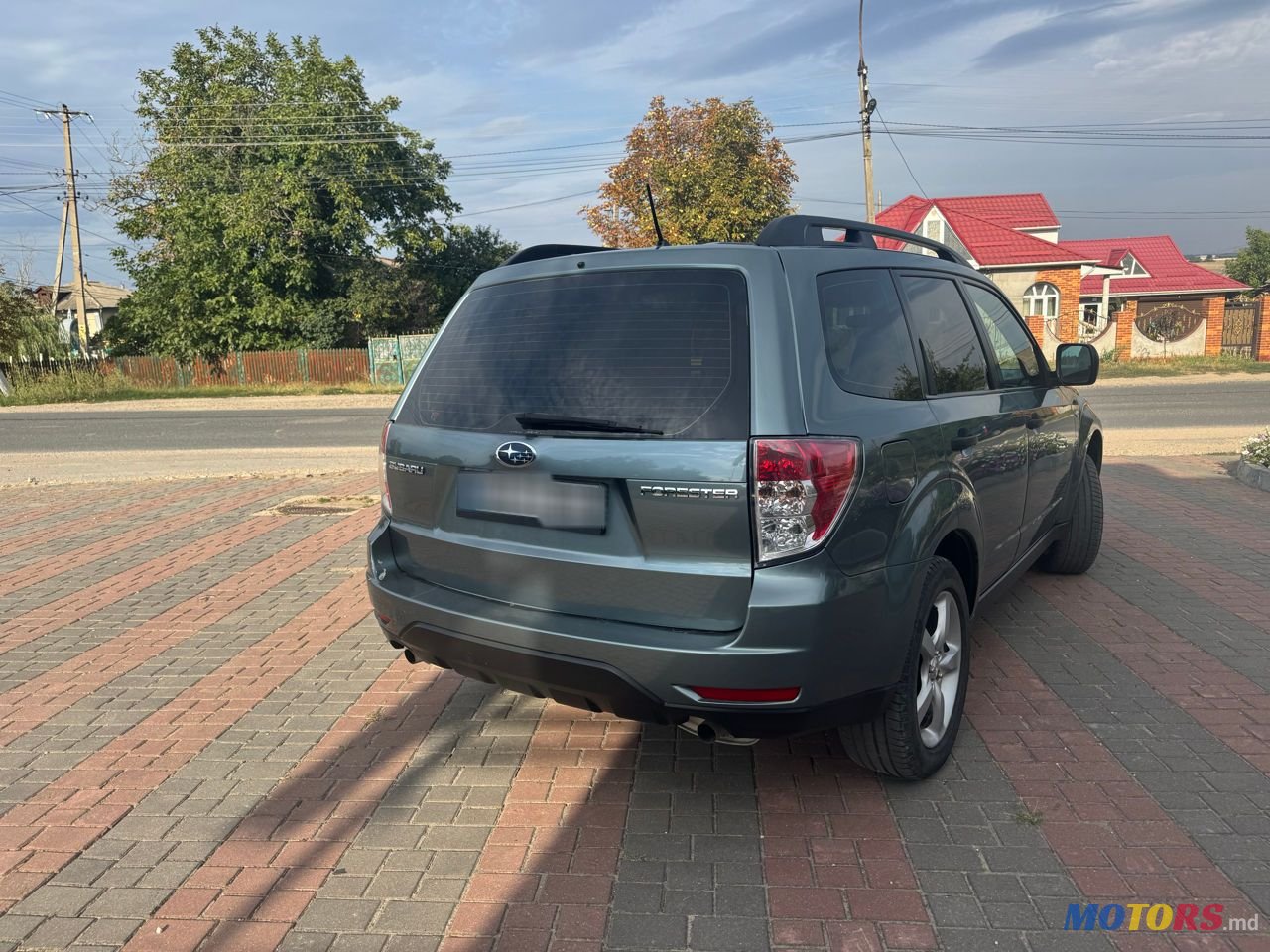 2010' Subaru Forester photo #4