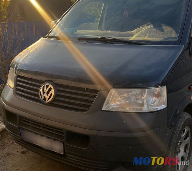 2003' Volkswagen Transporter photo #2