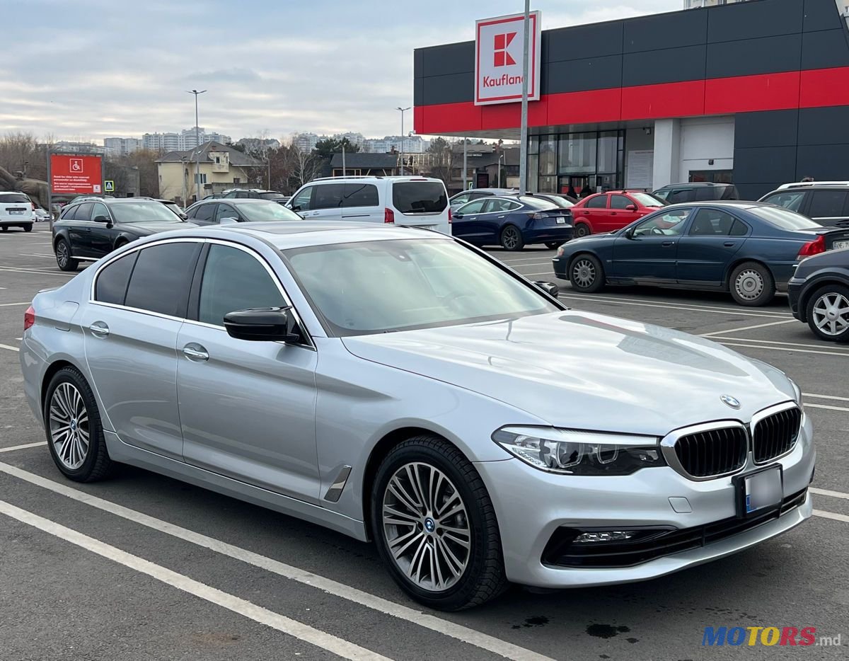 2018' BMW 5 Series photo #2