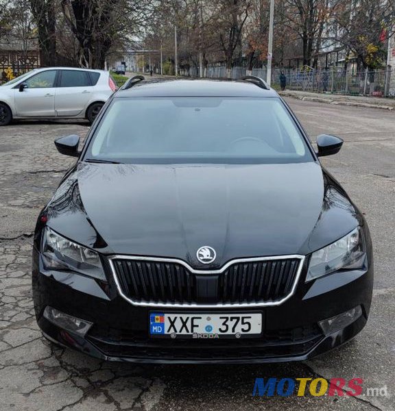 2016' Skoda Superb photo #5