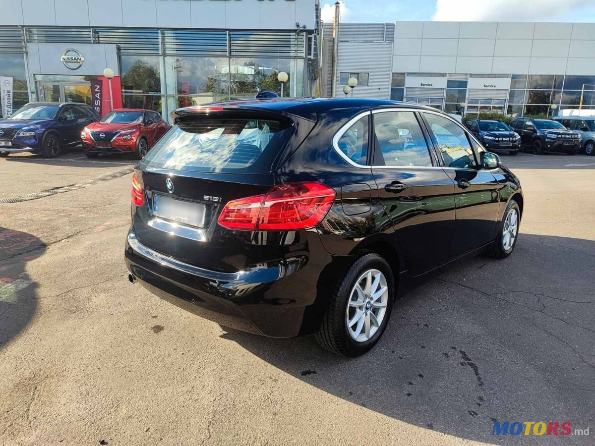 2016' BMW 2 Series Active Tourer photo #2