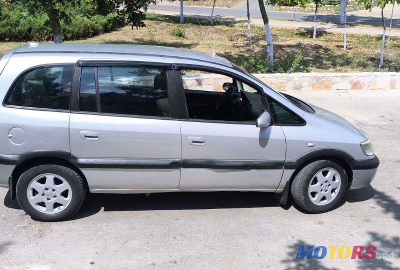 2004' Opel Zafira photo #6