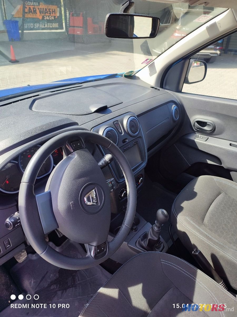 2016' Dacia Lodgy photo #2