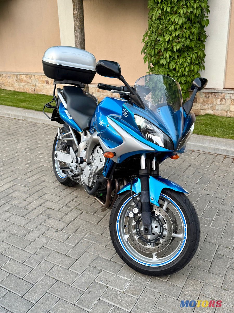 2005' Yamaha Fazer photo #1