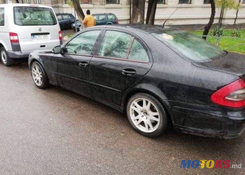 2008' Mercedes-Benz E photo #1