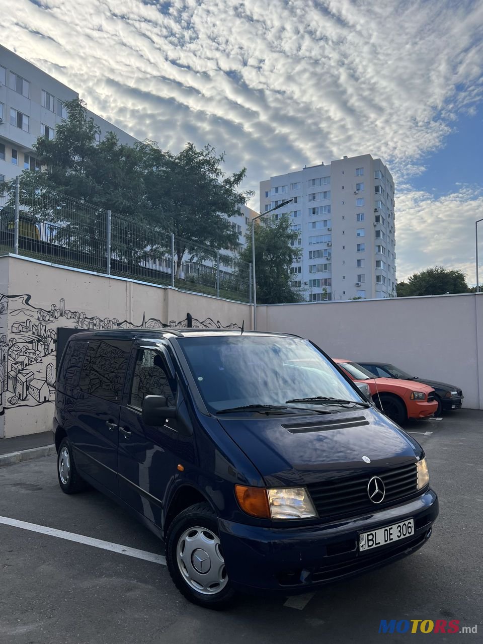 2003' Mercedes-Benz V Класс photo #1