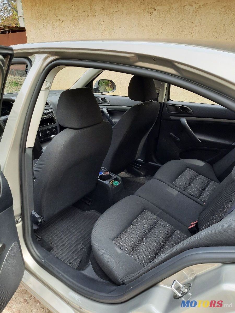 2011' Skoda Octavia photo #5