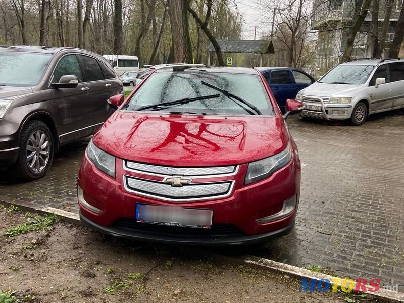 2011' Chevrolet Volt photo #3